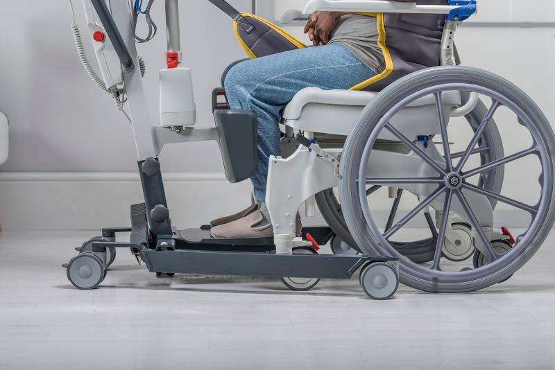 Grúa de Bipedestación Invacare ISA Compact | Con Baterías - Imagen 7