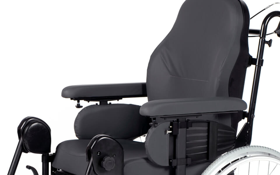 Silla de Ruedas Basculante Breezy RelaX 2 | Multiposición - Imagen 3